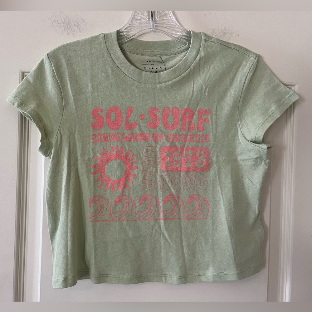 Billabong Sol-Surf Pale Green Graphic Tee Juniors size Small